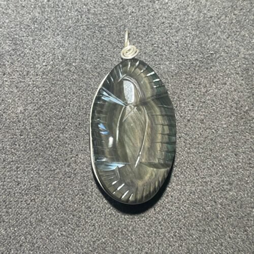 Pendentif Guadalupe en Obsidienne Œil Céleste
