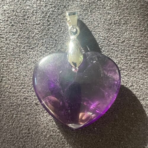 IMG_2731-scaled-1.jpeg Coeur en Améthyste