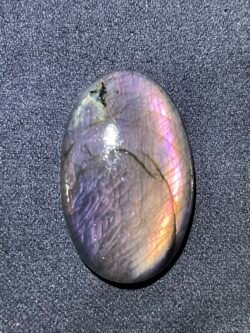 Labradorite Pourpre