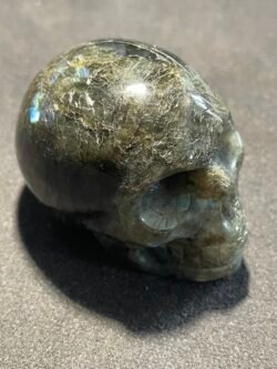Crâne en Labradorite