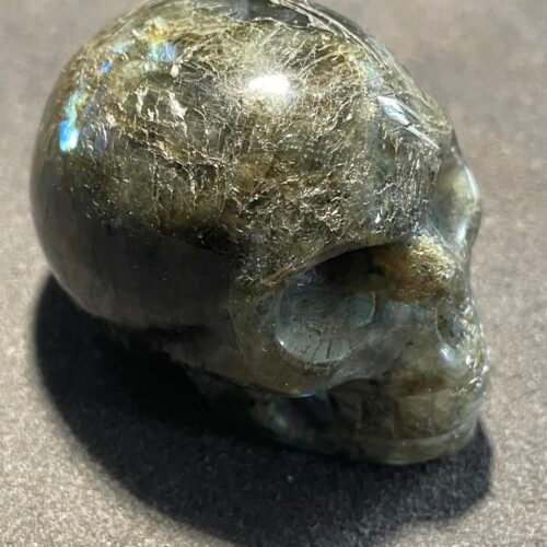 Crâne en Labradorite