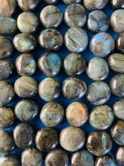 Galets de Labradorite