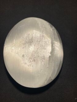 Galet en Sélénite