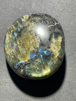 Galet de Labradorite