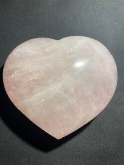 Coeur Géant en Quartz Rose