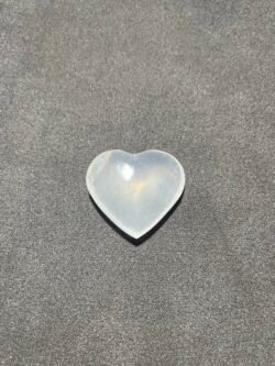 Coeur en Cristal de Roche Laiteux