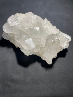 Amas de pointes de Cristal de Roche