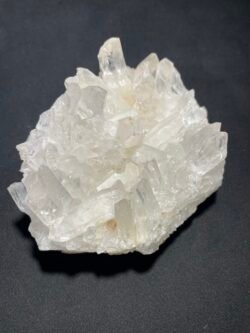 Amas de Pointes de Cristal de Roche