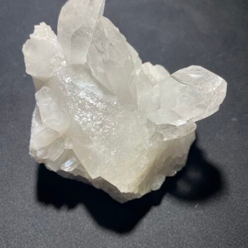 Amas de Pointes de Cristal de Roche