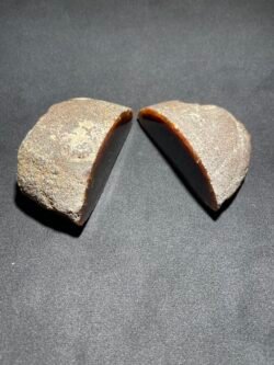 Agate Entière Coupée en Deux