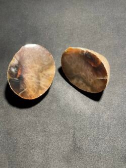 Agate Entière Coupée en Deux