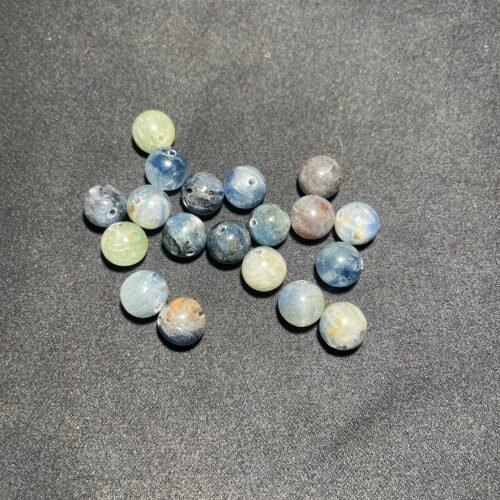 IMG_6160 Perle 9 mm Cyanite Bleu du Népal