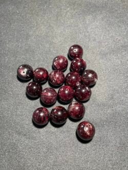 Perle 12 mm Grenat de Madagascar
