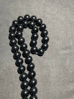 Perle 8 mm Spinelle Noir de Madagascar