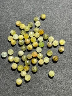 Perle Faceté 4 mm Grenat Vert du Brésil