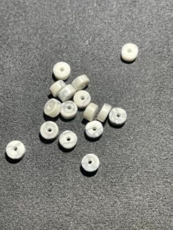 Perle Heishi 6 mm Howlite du Canada