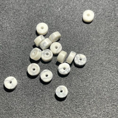 Perle Heishi 6 mm Howlite du Canada
