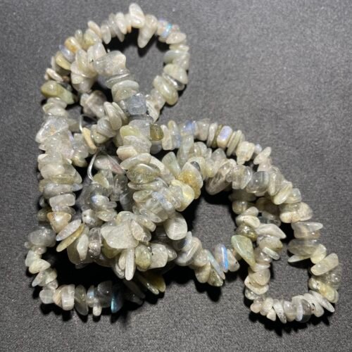 Perle chips Labradorite de Madagascar