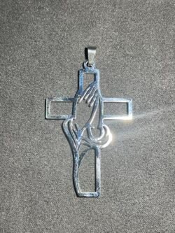 Croix Chrétienne Ajourée