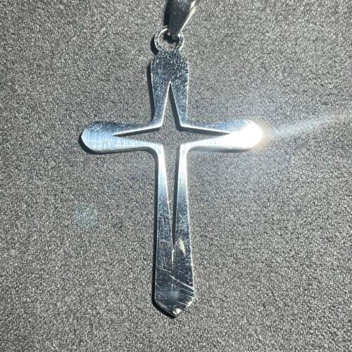 Croix Chrétienne Plate