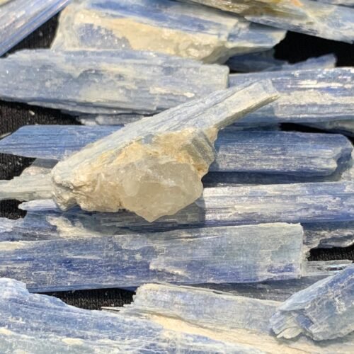 Cyanite Brut Sachet de 50 Grs