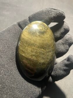 Gros Galet d Obsidienne Doré