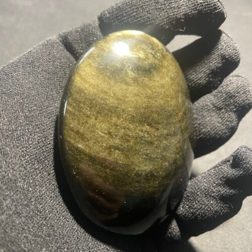 Gros Galet d Obsidienne Doré