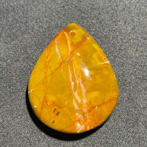 Pendentif an Agate Rouge de Zhango