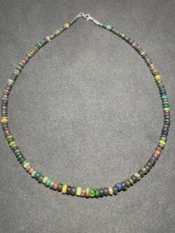 Collier en Opale Noire