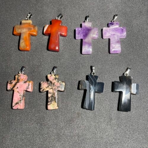 Pendentif Moyenne Croix en Pierre Naturelle