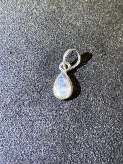 Pendentif Pierre de Lune Bleuté Extra