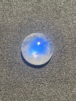 IMG_7168 Petit Cabochon de Pierre de Lune Extra de Madagascar