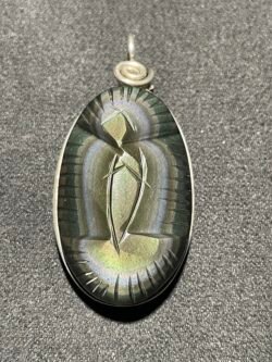 Pendentif Guadalupe en Obsidienne Œil Céleste