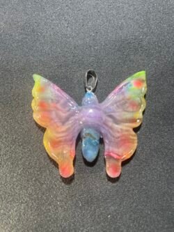 IMG_9430 Pendentif Papillon en Agate Plume Blanche Teinté