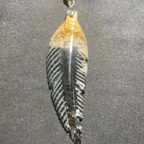 IMG_9434 Pendentif Plume en Racine de Palmier